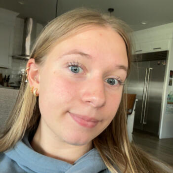Babysitter in Waunakee: Nataley