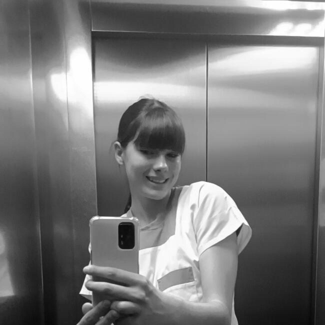 Babysitter in Boulogne-sur-Mer: Alyssia