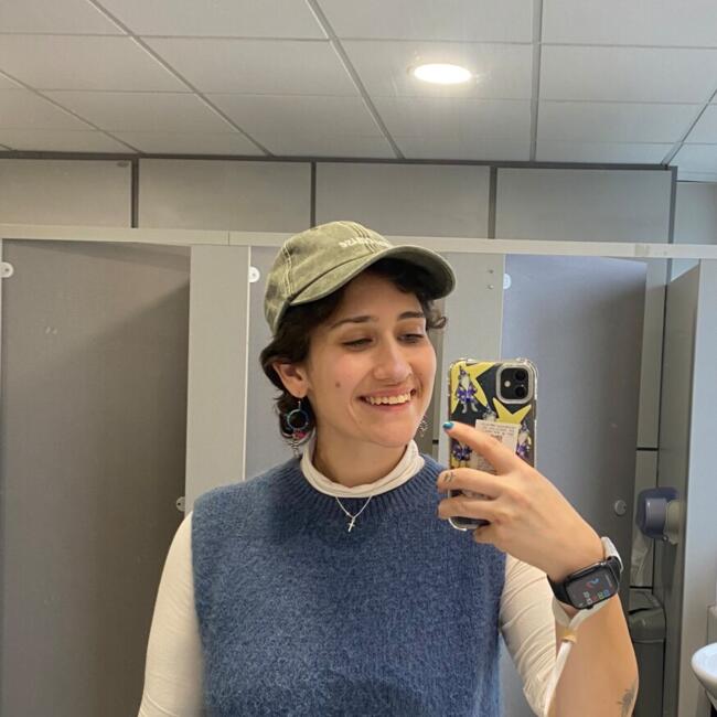 Babysitter in Hampton: Becki