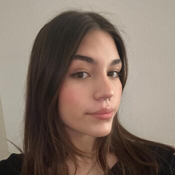 Babysitter Piacenza: Nikol