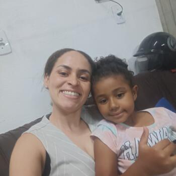Babysitter in Aracaju: Monique de Jesus