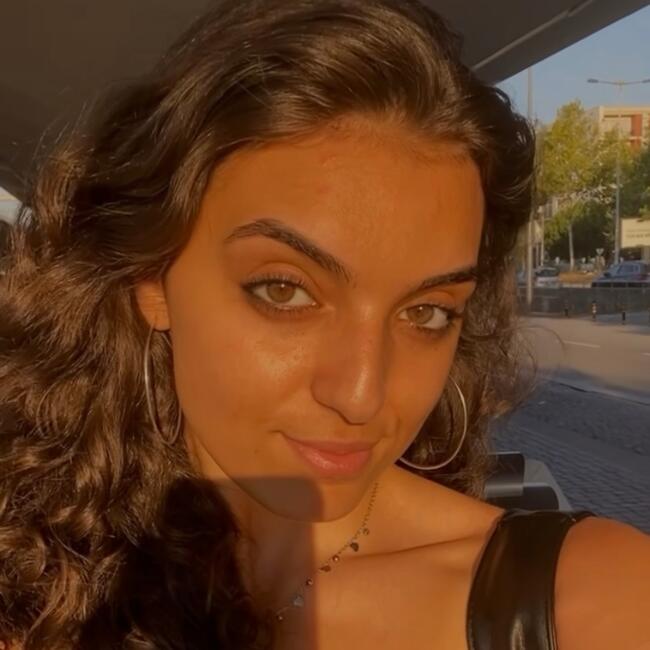 Babysitter em Porto: Sofia