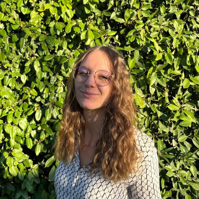 Babysitter in Gaillard: Elodie