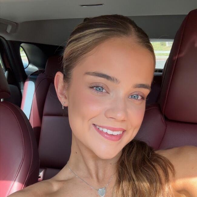 Babysitter in Brisbane: Yasmine