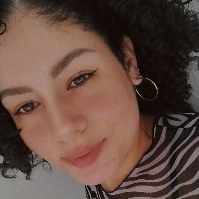 Canguro en Hospitalet de Llobregat: Estefania