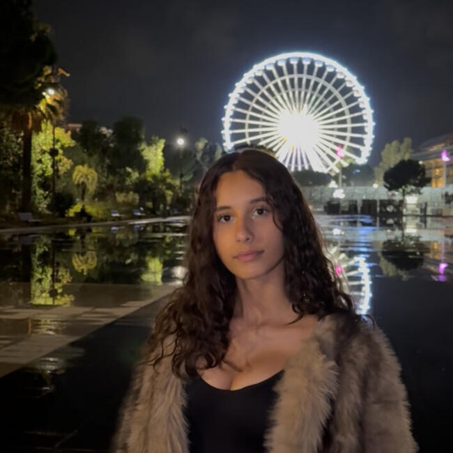 Babysitter in Nice: Kaena