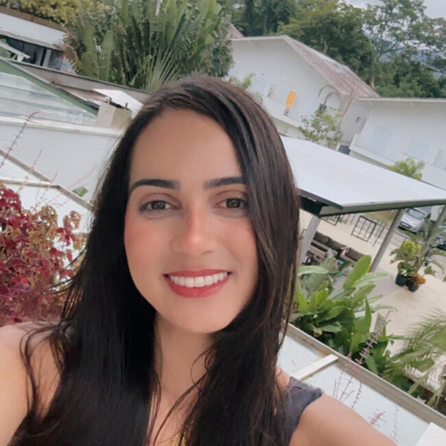 Babysitter in Ubatuba: Isabela
