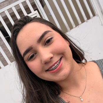 Babysitter in Santo André: Tais