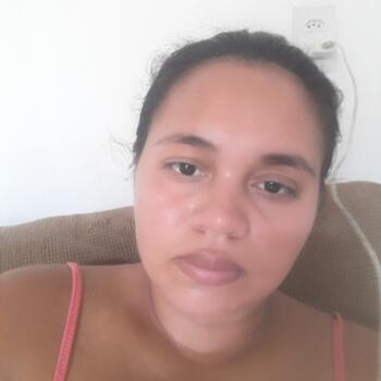 Babá em Niterói: Antonia