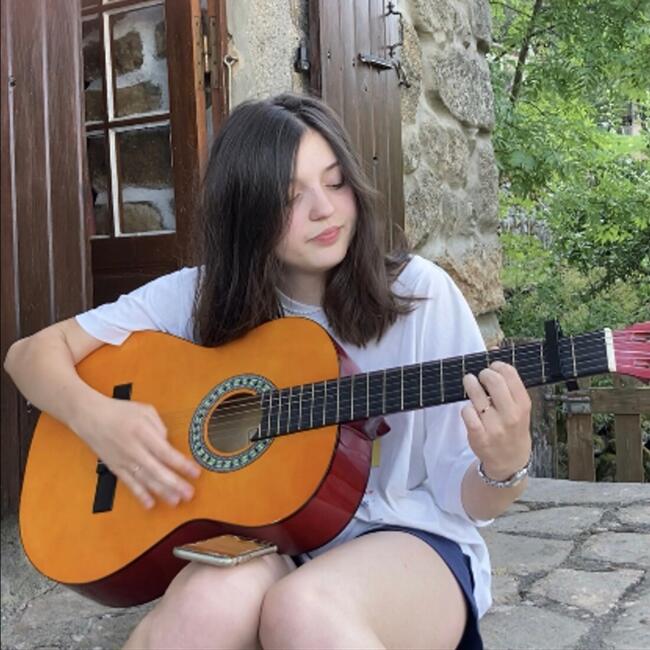 Babysitter in Paris: Mathilde