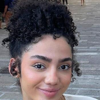 Babysitter em Vale (Vila Nova de Famalicão): Izadora