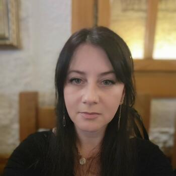 Nanny job in Vogošća: babysitting job Indira