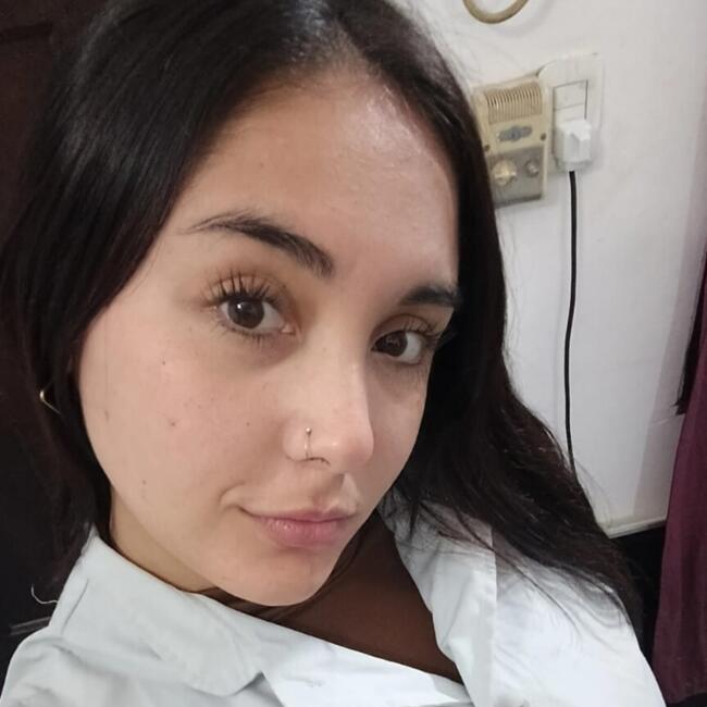 Babysitter in Presidencia Roque Sáenz Peña: Ailem