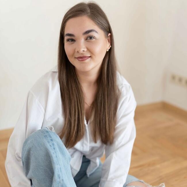 Babysitter in Budapest: Orsolya