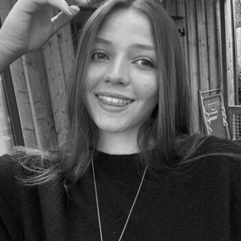 Babysitter in Nice: Louise