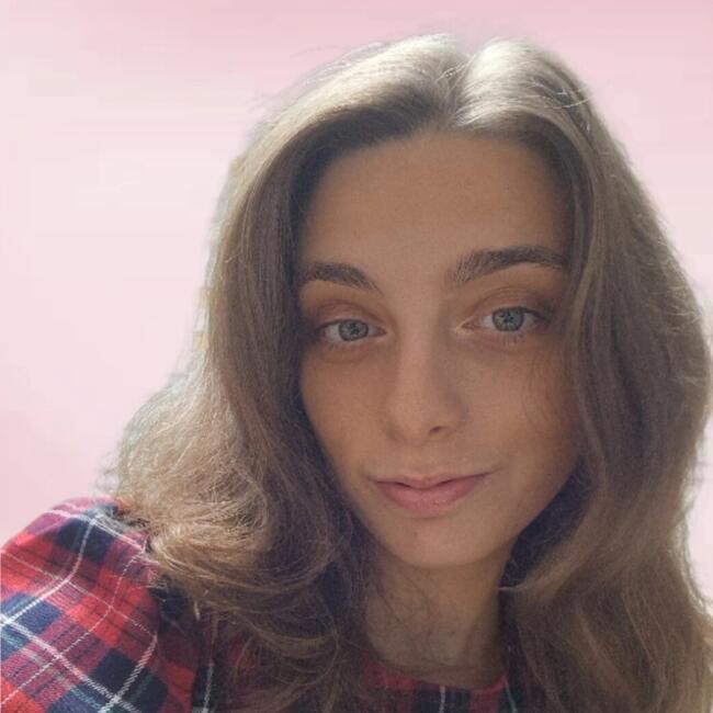 Babysitter in Bacau: MAYA IOANA