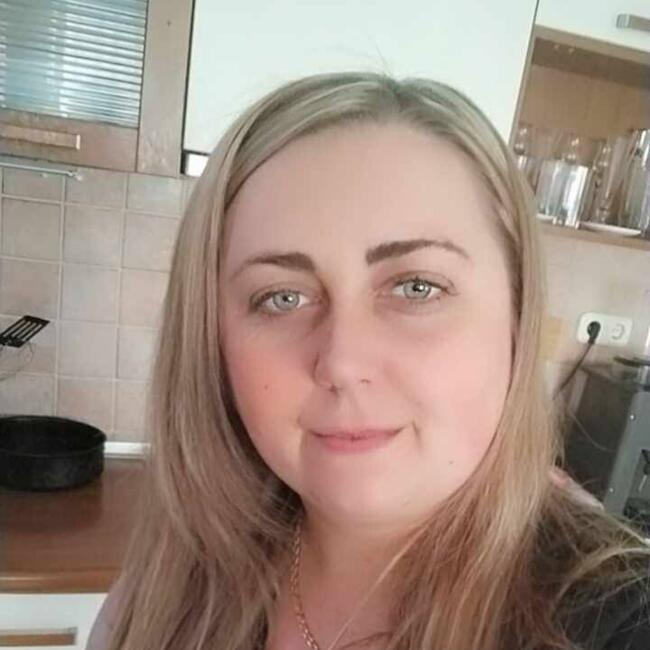 Bébiszitter Üröm területén: Bagó