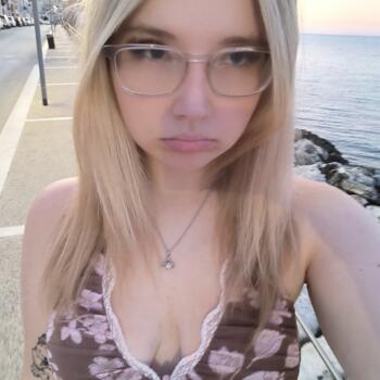 Babysitter in Antrim: Jagoda