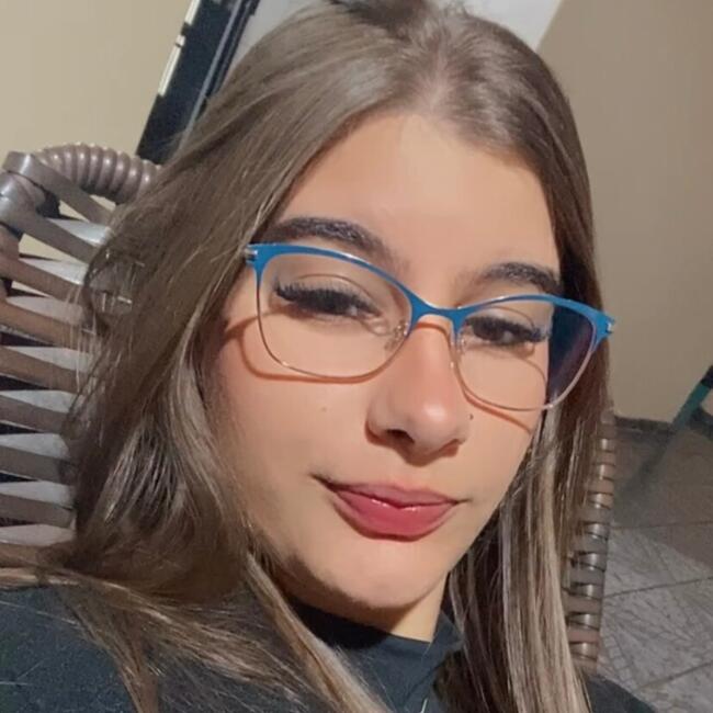 Babysitter in Londrina: Gabriely