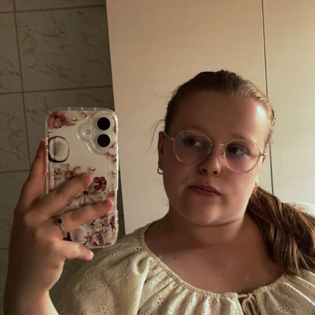Babysitter in Kortrijk: Dieuwke
