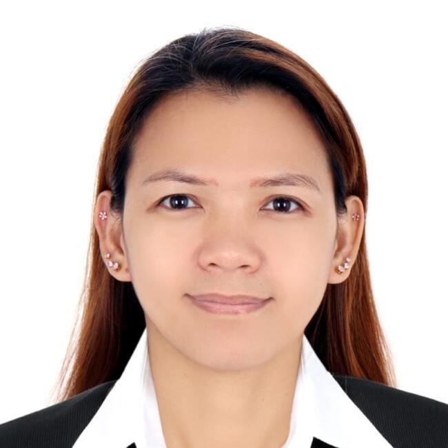 وظيفة جليسة أطفال في دبي: Angel