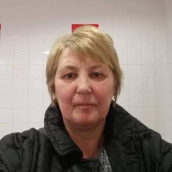 Babysitter in Hull: Katalin pecsi