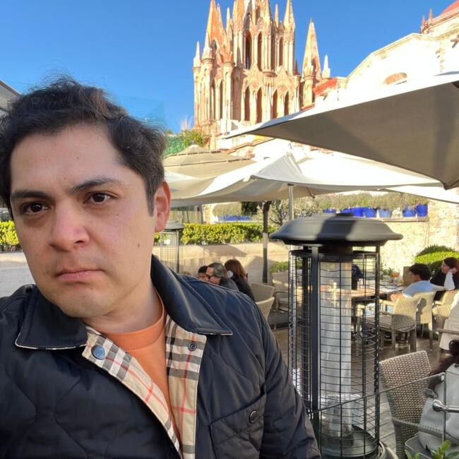 Babysitting job in Mexico City: Rogelio