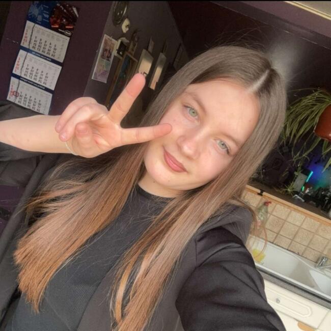 Babysitter in Mons: Stacy