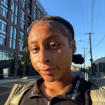 Babysitter in Washington D.C.: Lexi