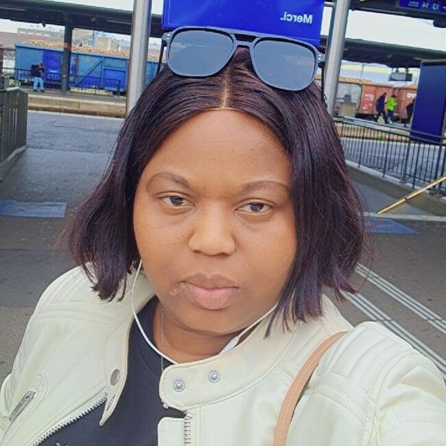 Nanny in Lausanne: Anna