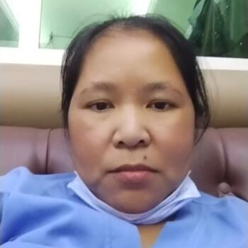 جليسة أطفال في عجمان: Erlinda