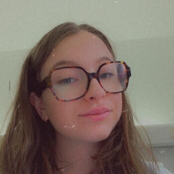 Babysitter in Marseille: Oceanne
