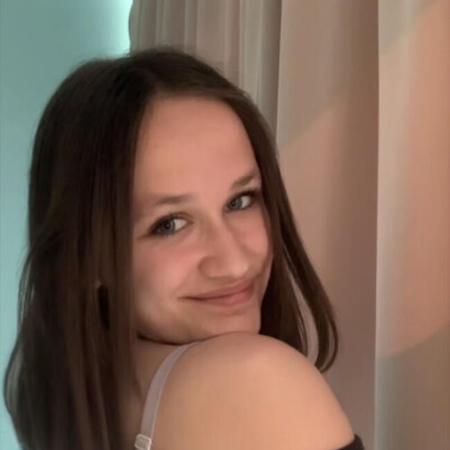 Babysitter in Évreux: Leane