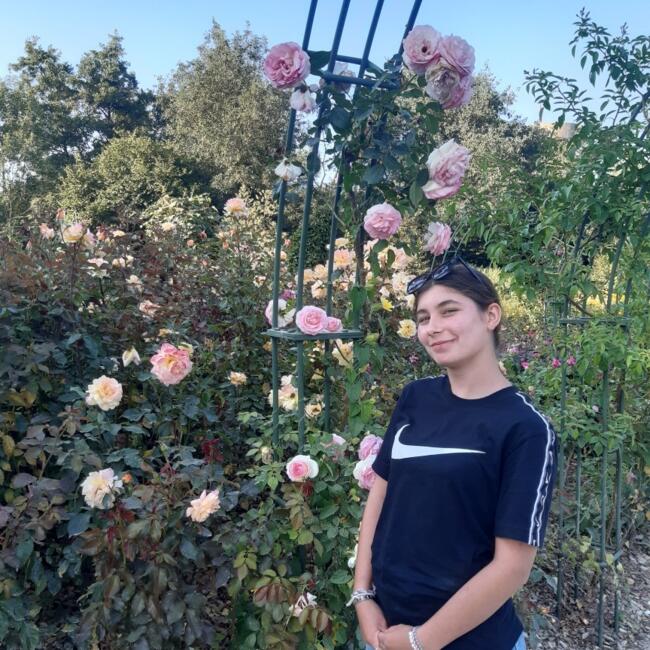 Babysitter in Évry: Emma