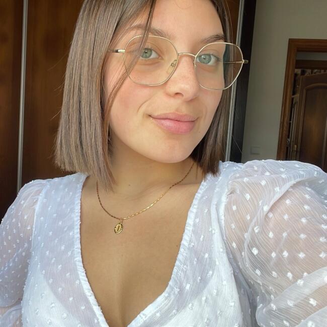 Babysitter in Carvide: Iara