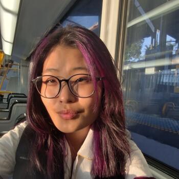 Babysitter Sydney: Stella