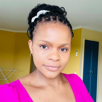 Babysitter in Waimate: Thobeka Nicolle