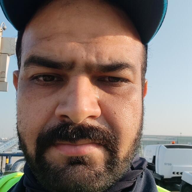 وظيفة جليسة أطفال في دبي: Hem