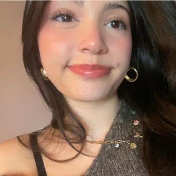 Oppas in Den Haag: Tia