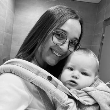 Baby-sitter Saint-Clair-du-Rhône: Anaïs