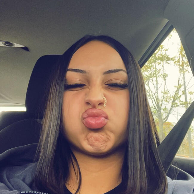 Babysitter in Bordeaux: Mariam