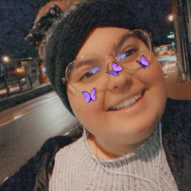 Baby-sitter in Anderlues: Lindsey