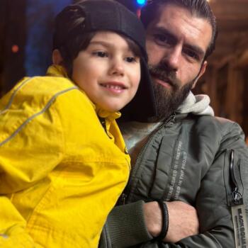 Babysitting job in Herford: babysitting job Schadi