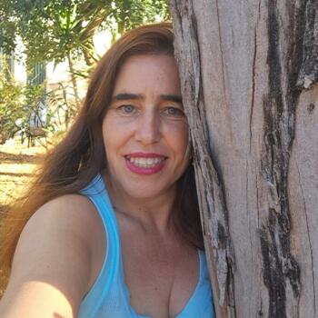 Trabalho de babysitting em Faro: Trabalho de babysitting Lúcia
