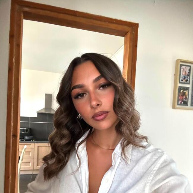 Babysitter in Béziers: Laura