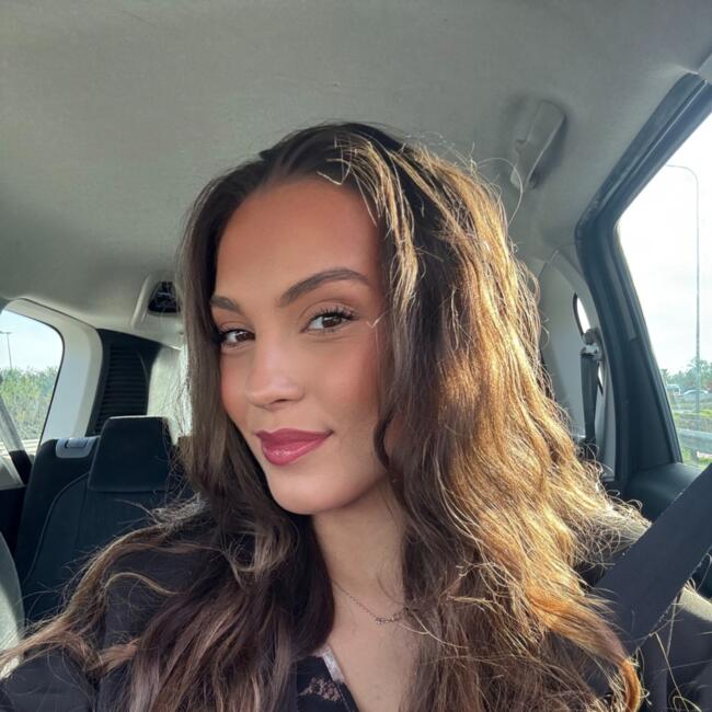 Babysitter a Chiasso: Mikela