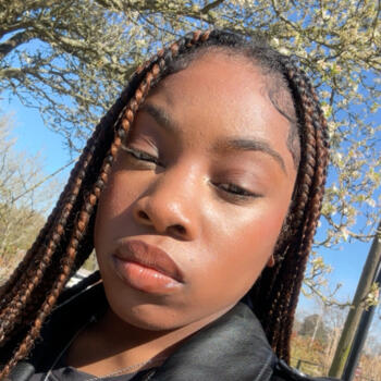 Babysitter in Croydon: Bryanna
