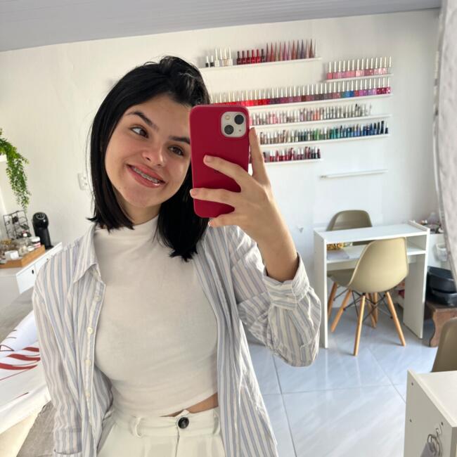 Babysitter in Itajaí: Juliana