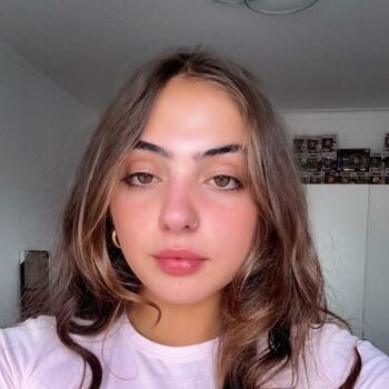 Babysitter in Vila Nova de Famalicão: Gabriela