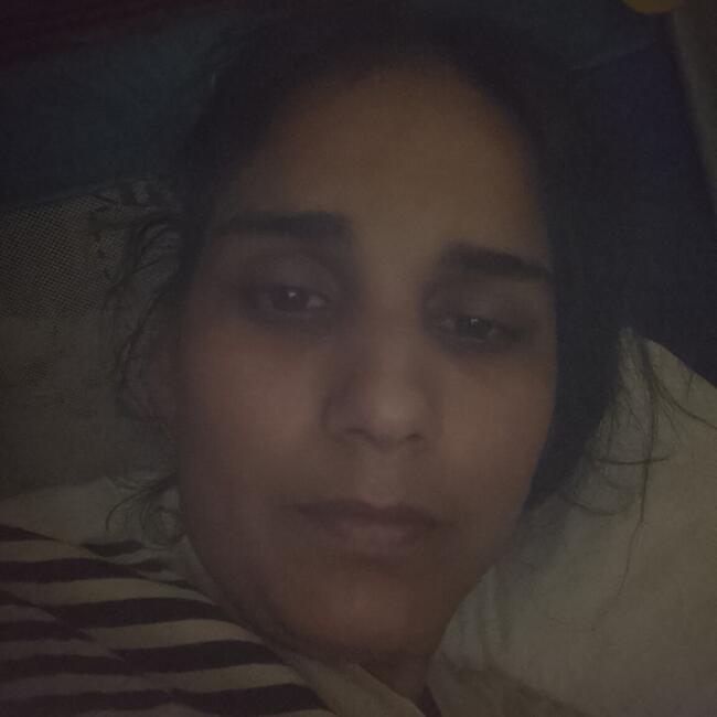 Babysitting job in Mésa Geitoniá: Pinky